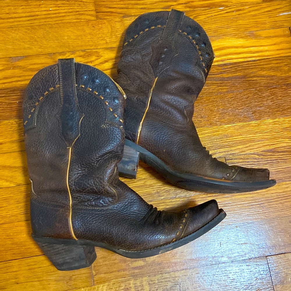 Brown Ariat boots